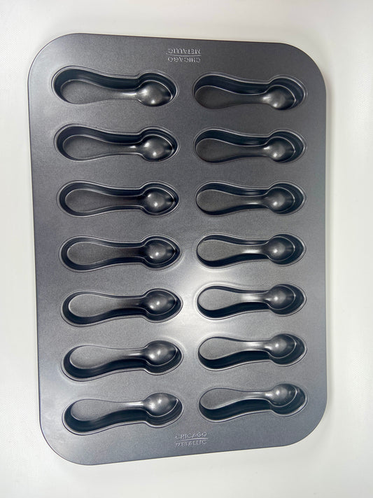 Non-Stick 14-Hole Spoon-Shaped Cookie Baking Tin